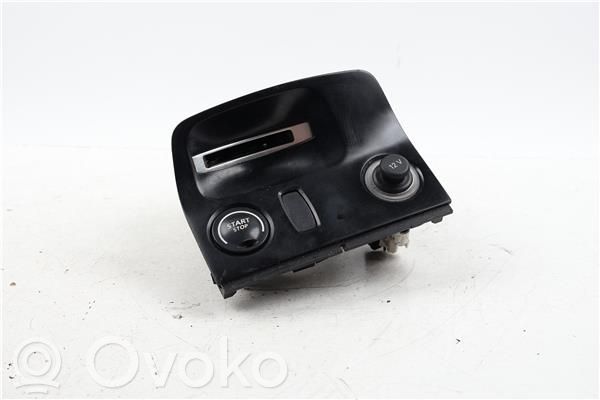 Multifunctional control switch/knob   8200396025