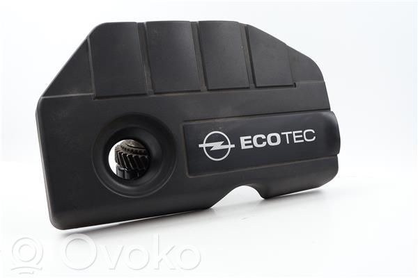 Cubierta del motor (embellecedor)   330188061