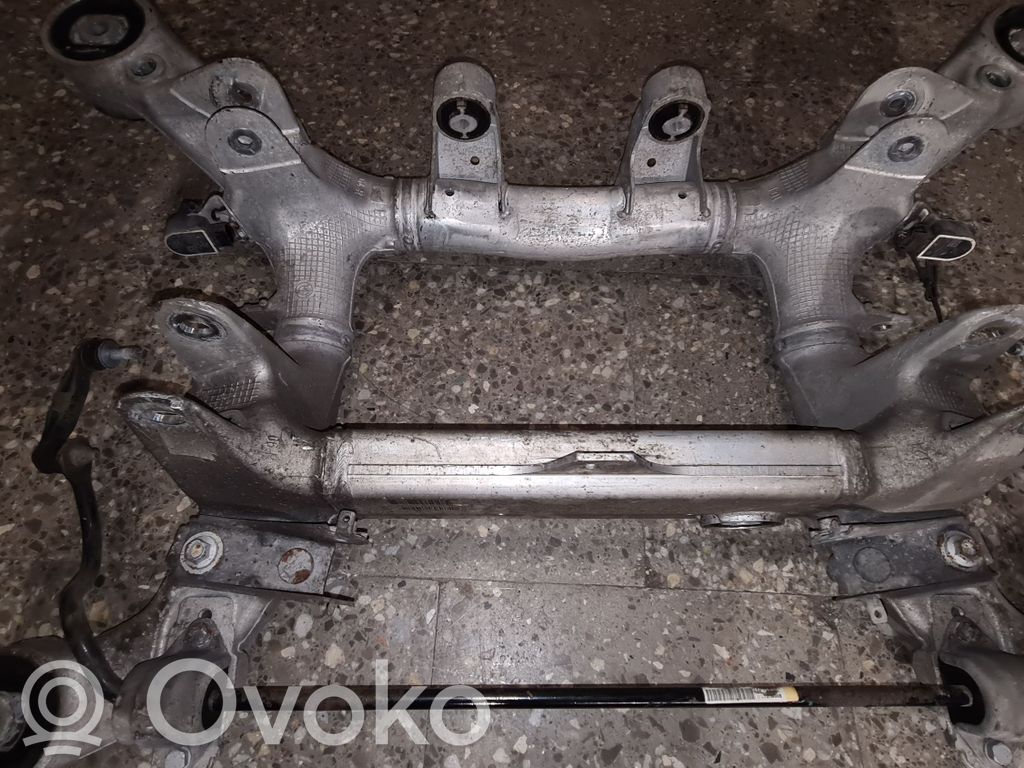 BMW 6 F06 Gran coupe Rama pomocnicza tylna 