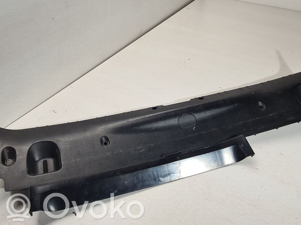 BMW 7 E65 E66 Muu vararenkaan verhoilun elementti 
