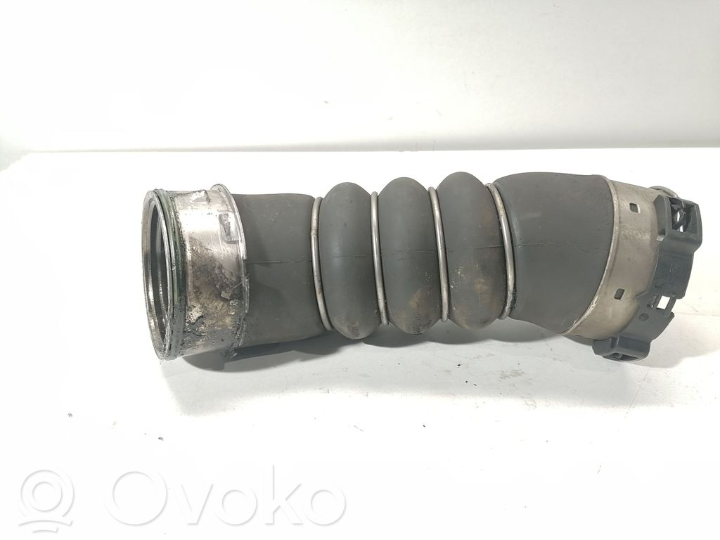 Intercooler hose/pipe   7807985