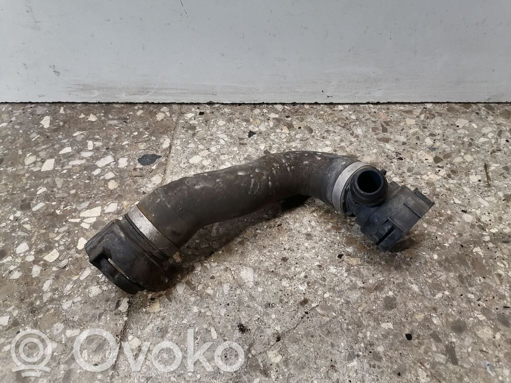 BMW X5 E70 Engine coolant pipe/hose 
