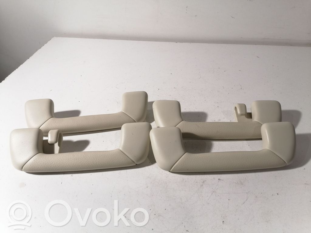 Lexus NX Asidero interior delantero 