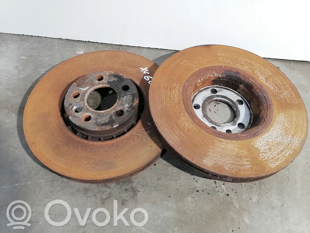 Volvo XC60 Priekinis stabdžių diskas 