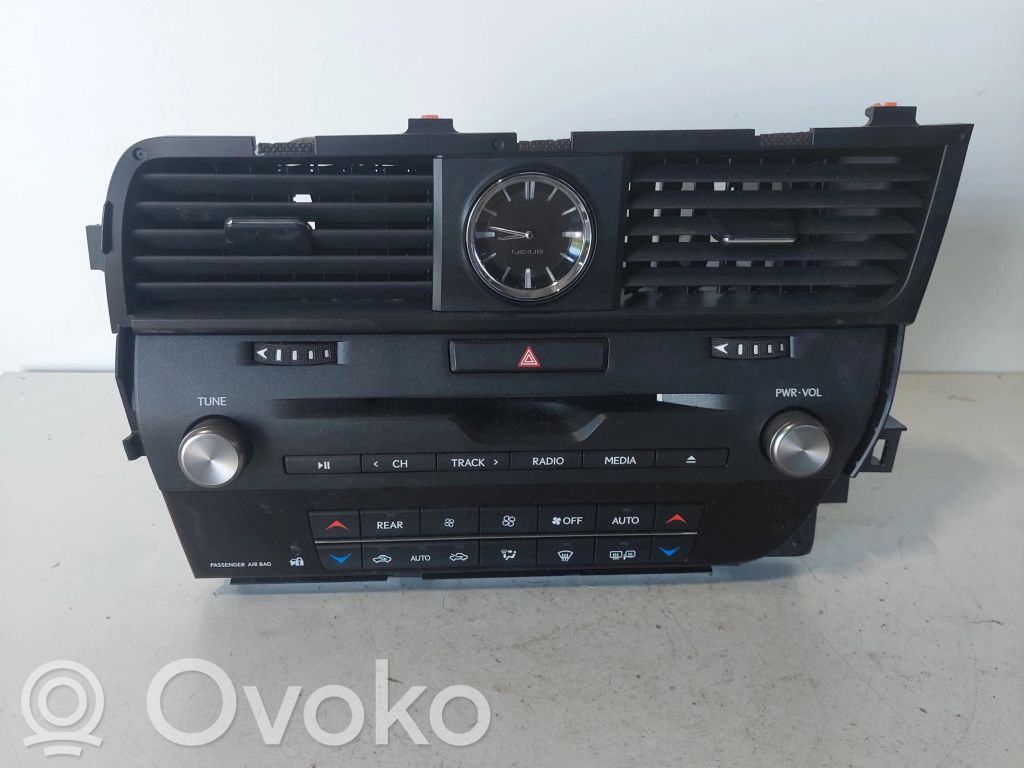 Panel / Radioodtwarzacz CD/DVD/GPS   8612048Y51,10R059248