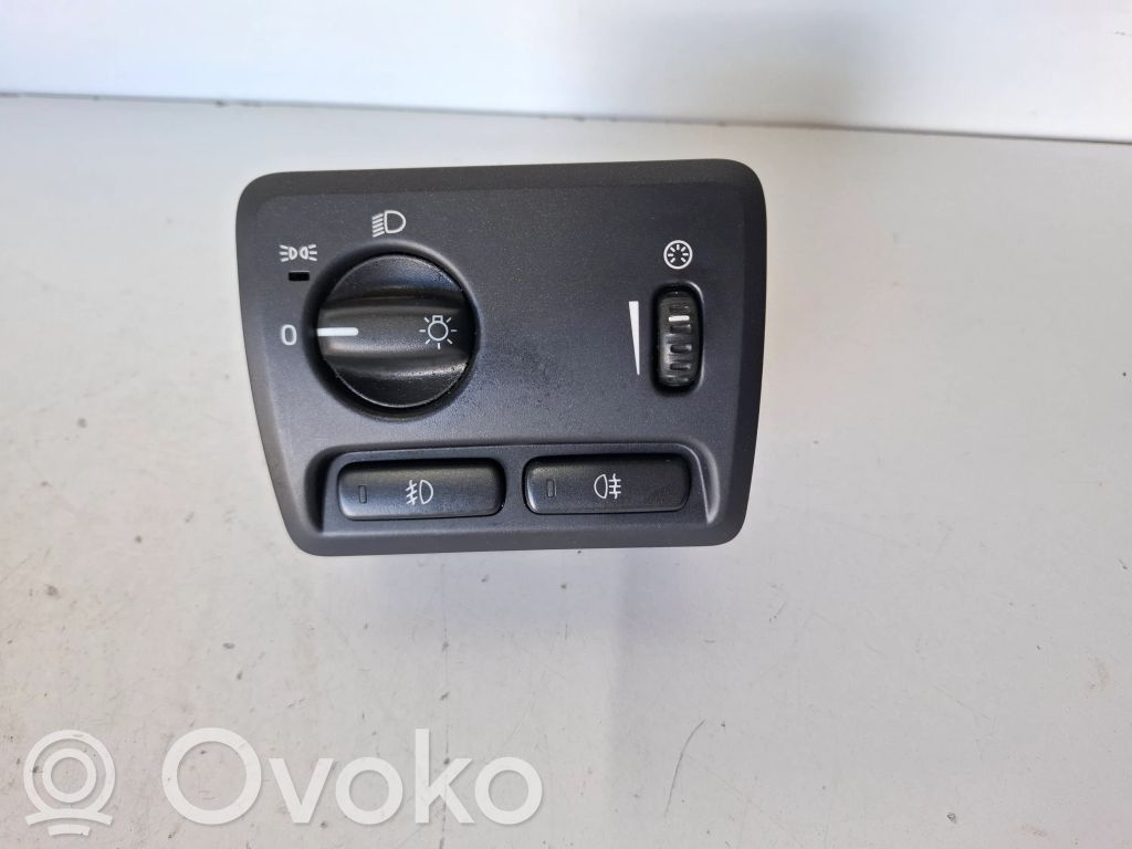 Volvo XC70 Light switch 