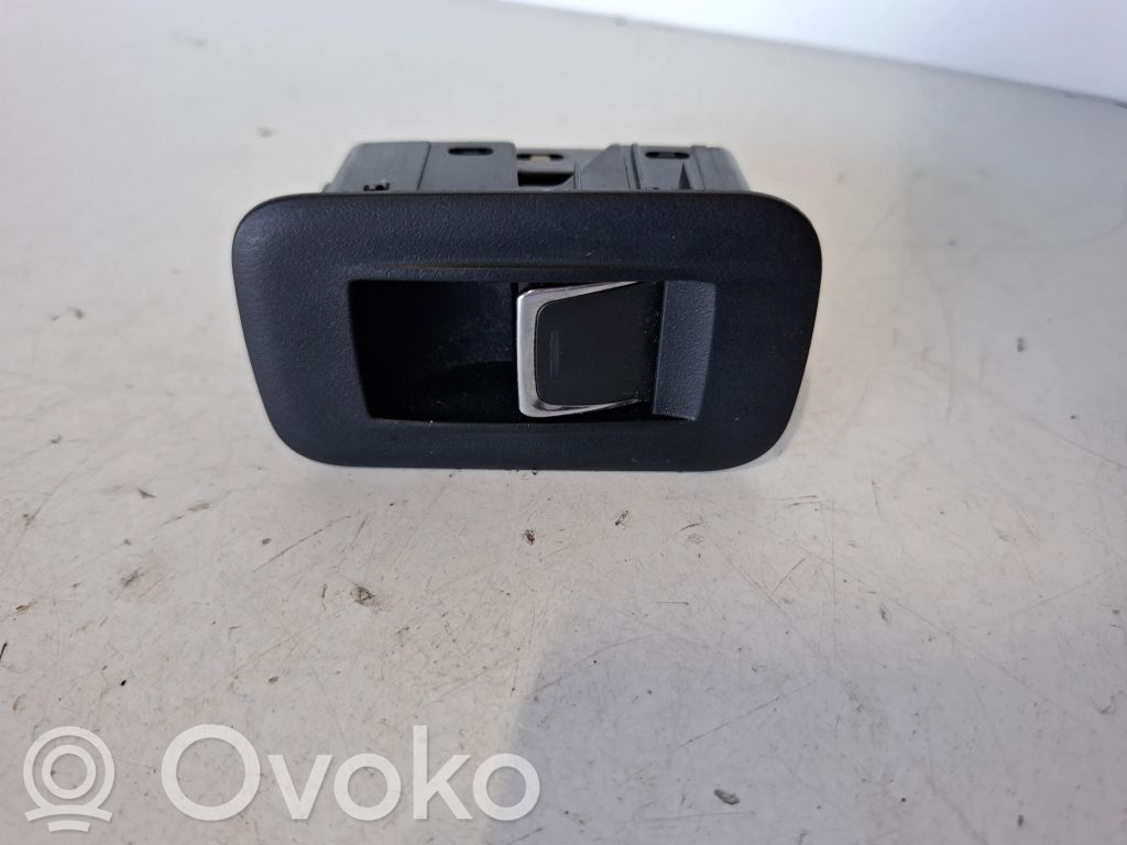 Lexus RX 450H Electric window control switch 