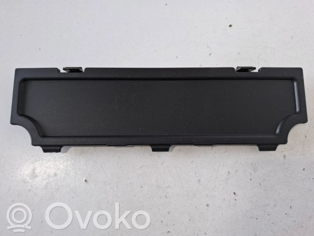 Pokrywa mikrofiltra kabiny   5545930070,5545930080