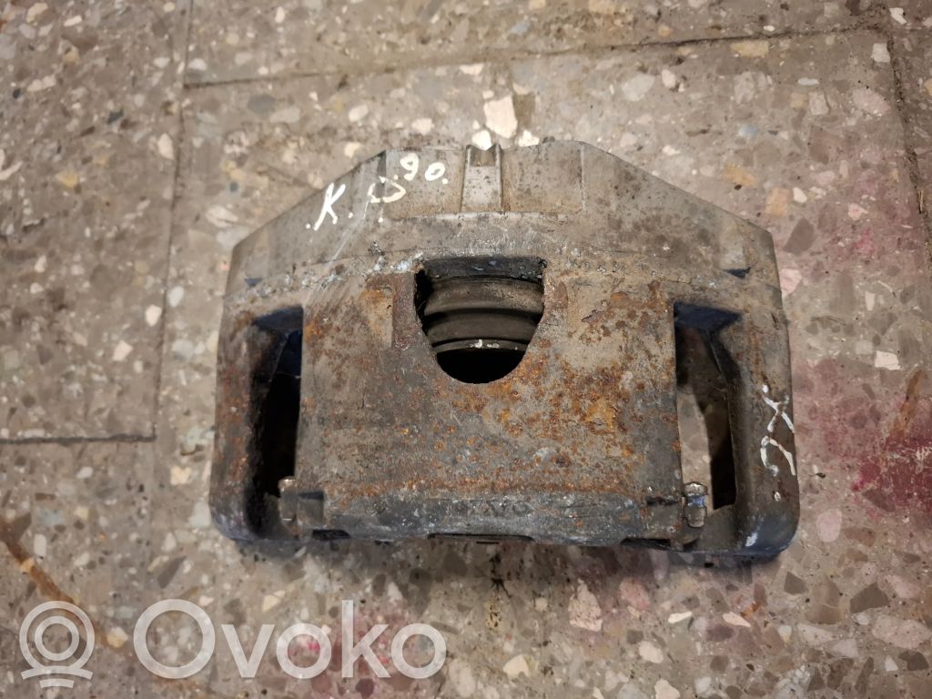 Volvo XC90 Передний суппорт 