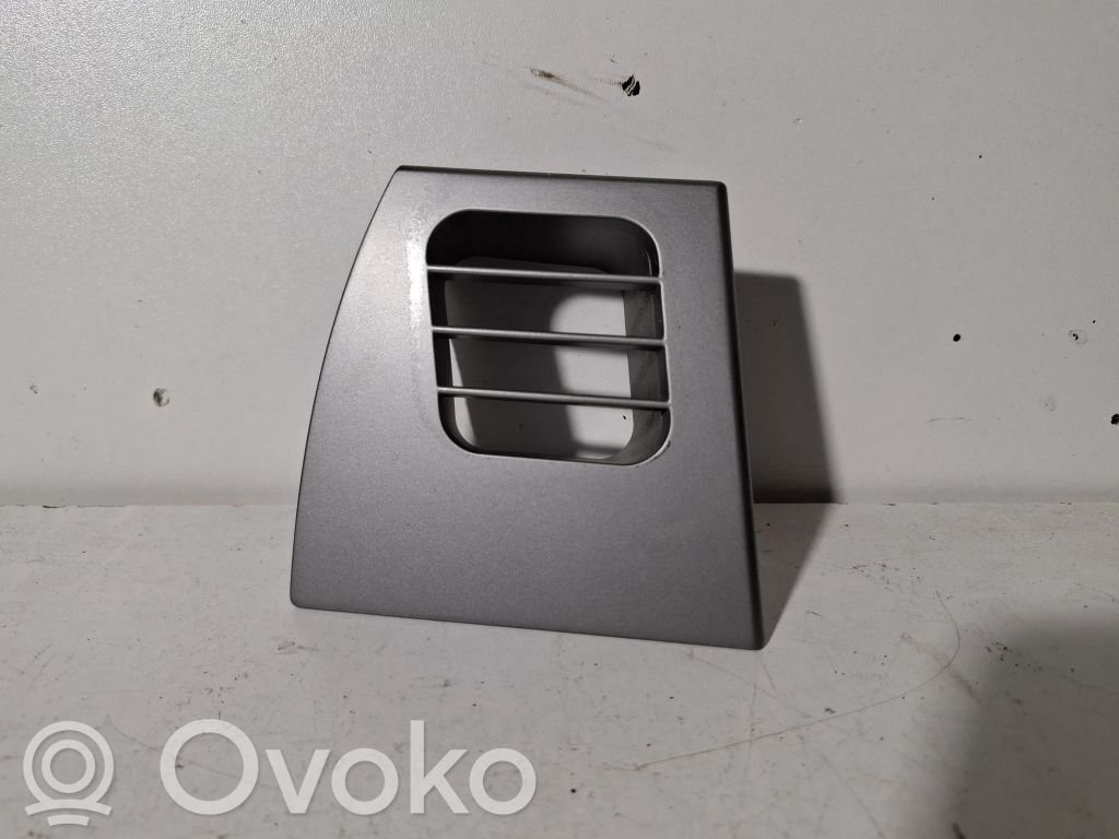 BMW 7 E65 E66 Moldura protectora de la rejilla de ventilación lateral del panel 
