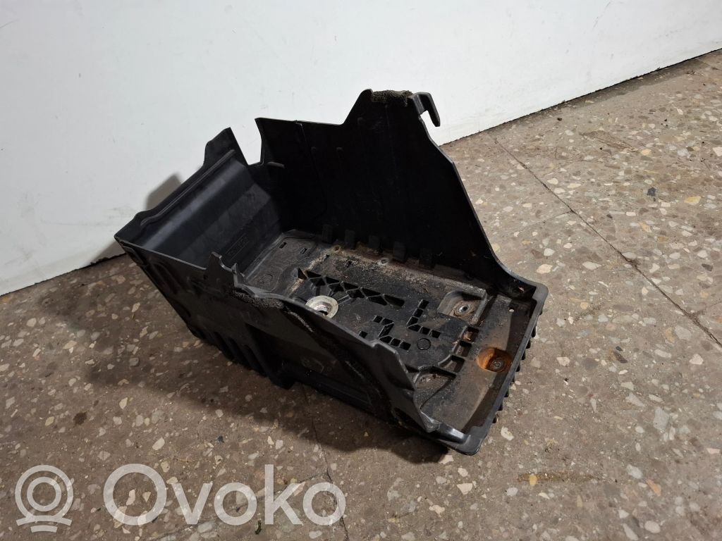 Volvo V60 Akun alusta 