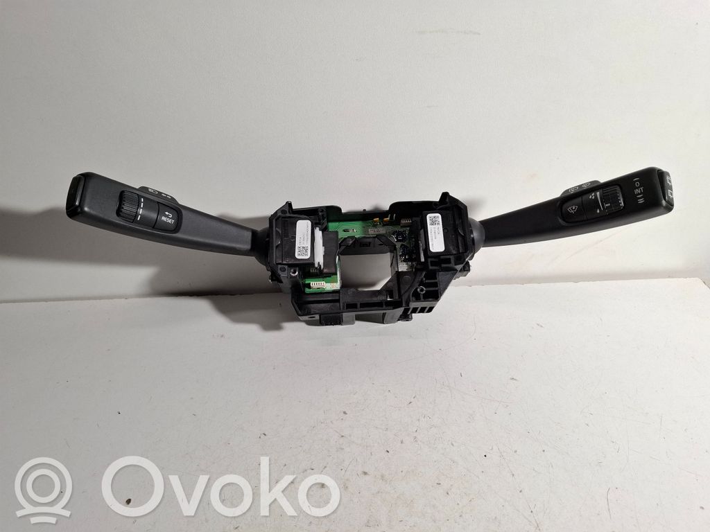 Volvo V60 Wiper turn signal indicator stalk/switch 