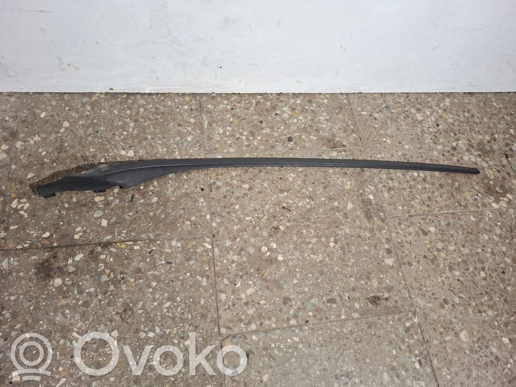 Volvo V60 Windshield trim 