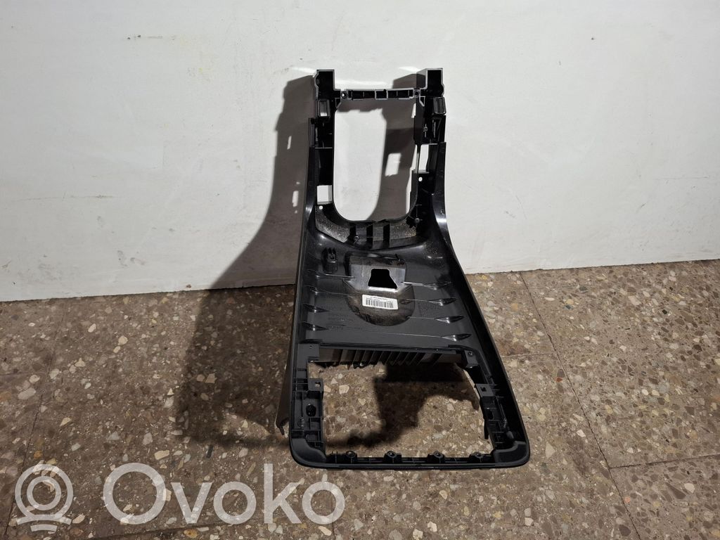 Volvo V60 Consola central 