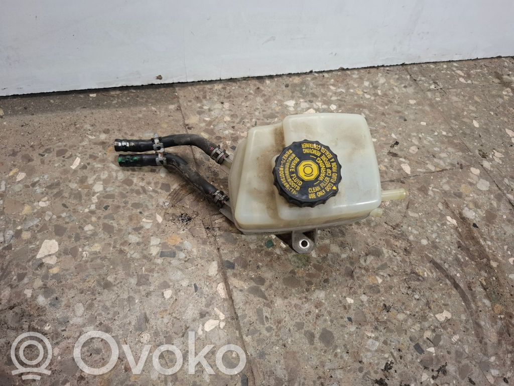 Lexus RX III Zbiornik płynu hamulcowego 