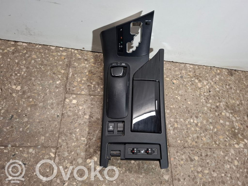 Lexus RX III Center console 