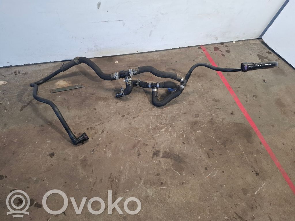 Engine coolant pipe/hose   31368356,31368355