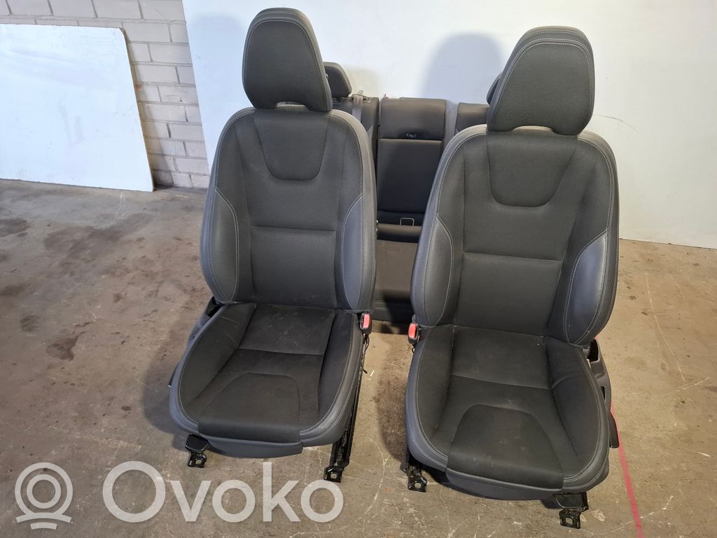 Interior set