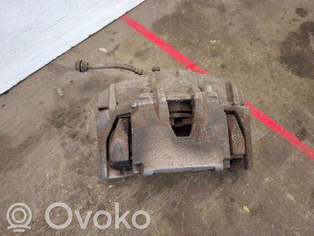 Volvo V60 Etujarrusatula 