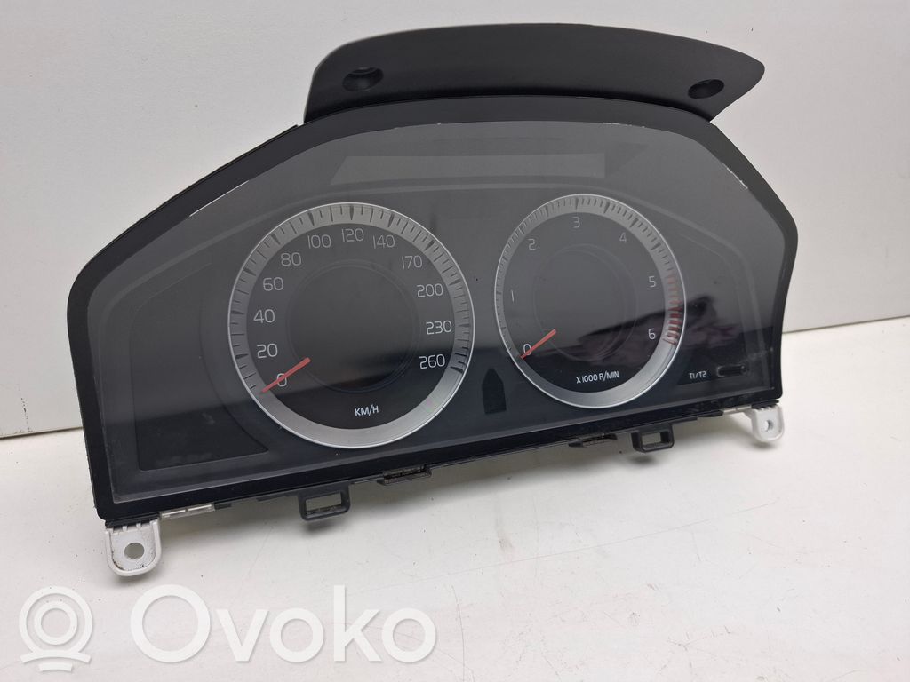 Volvo XC60 Speedometer (instrument cluster) 