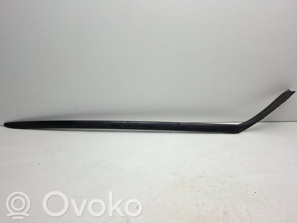 Volvo V60 Windshield trim 