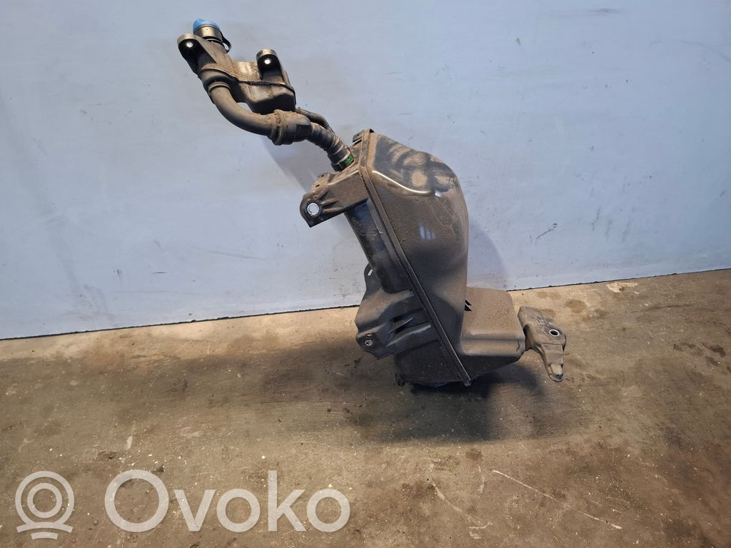Volvo V60 Zbiornik płynu AdBlue 