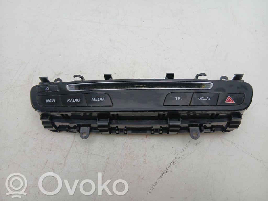 Mercedes-Benz C W205 Interruptor de control multifunción 
