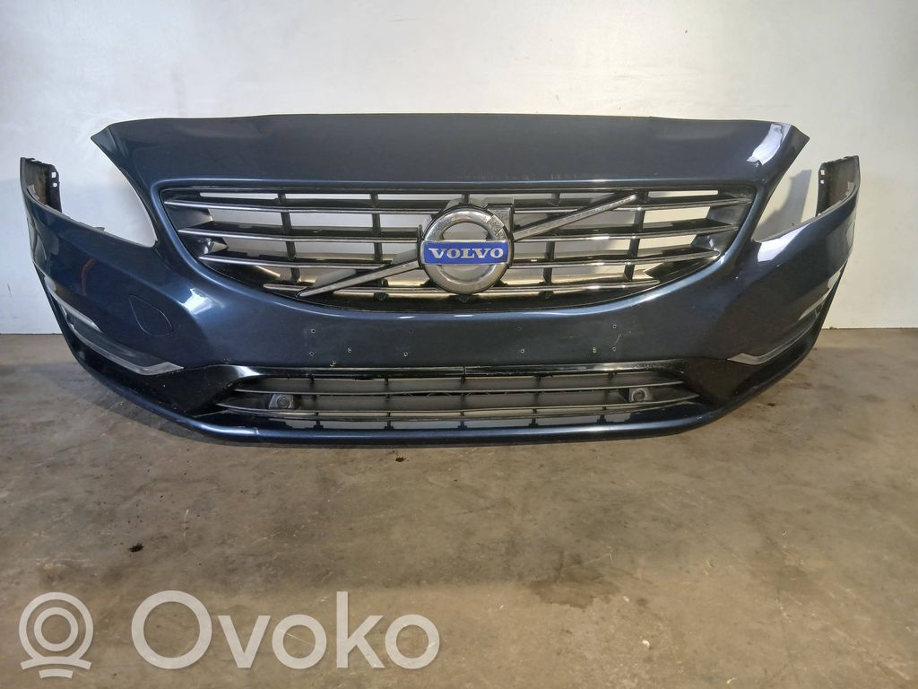 Volvo V60 Parachoques delantero 