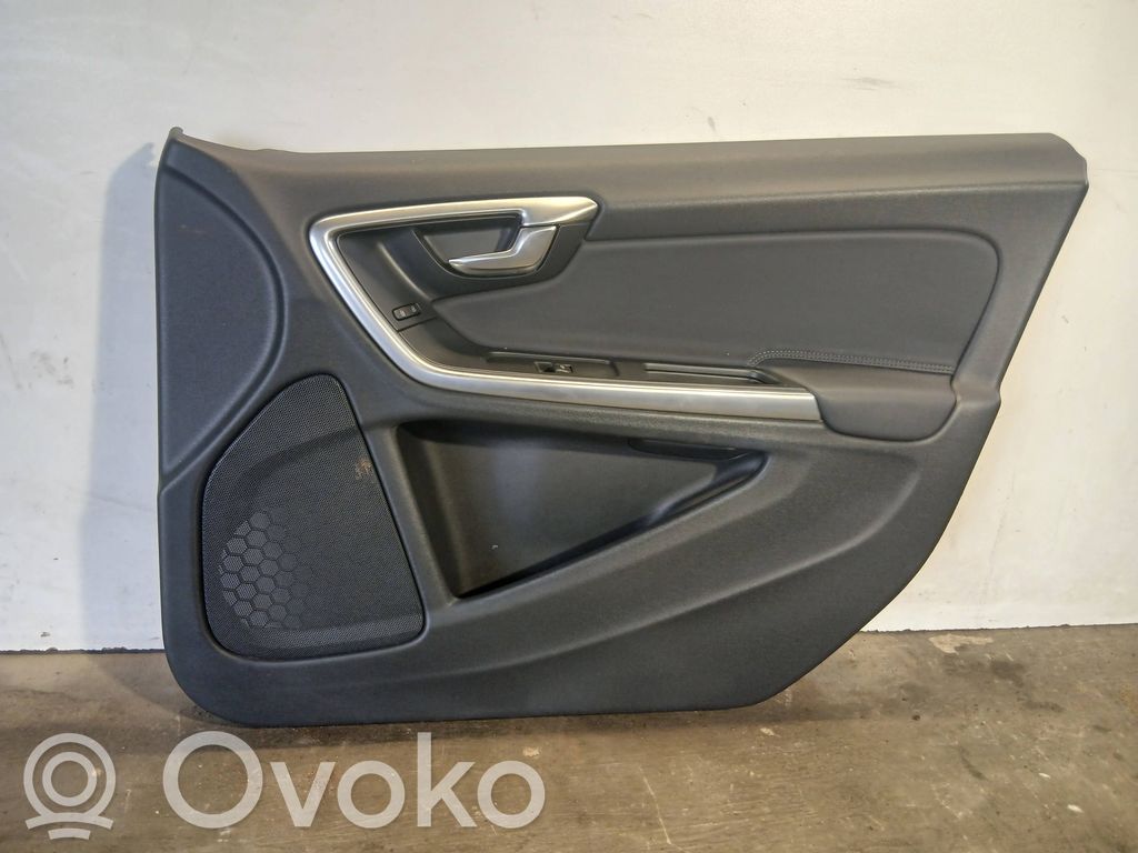 Volvo V60 Front door card panel trim 
