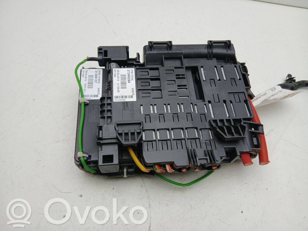 Volvo V60 Fuse module 