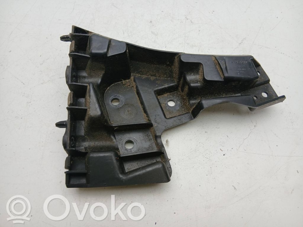 Volvo V60 Front bumper mounting bracket 