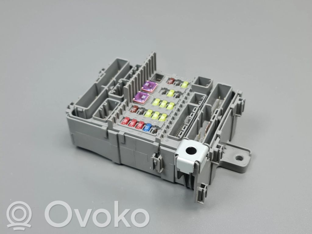 Honda Accord Fuse module 