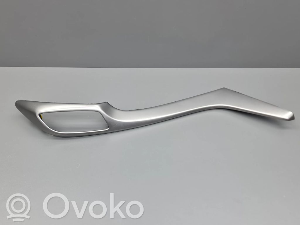 Hyundai i30 Osłona boczna tunelu środkowego 
