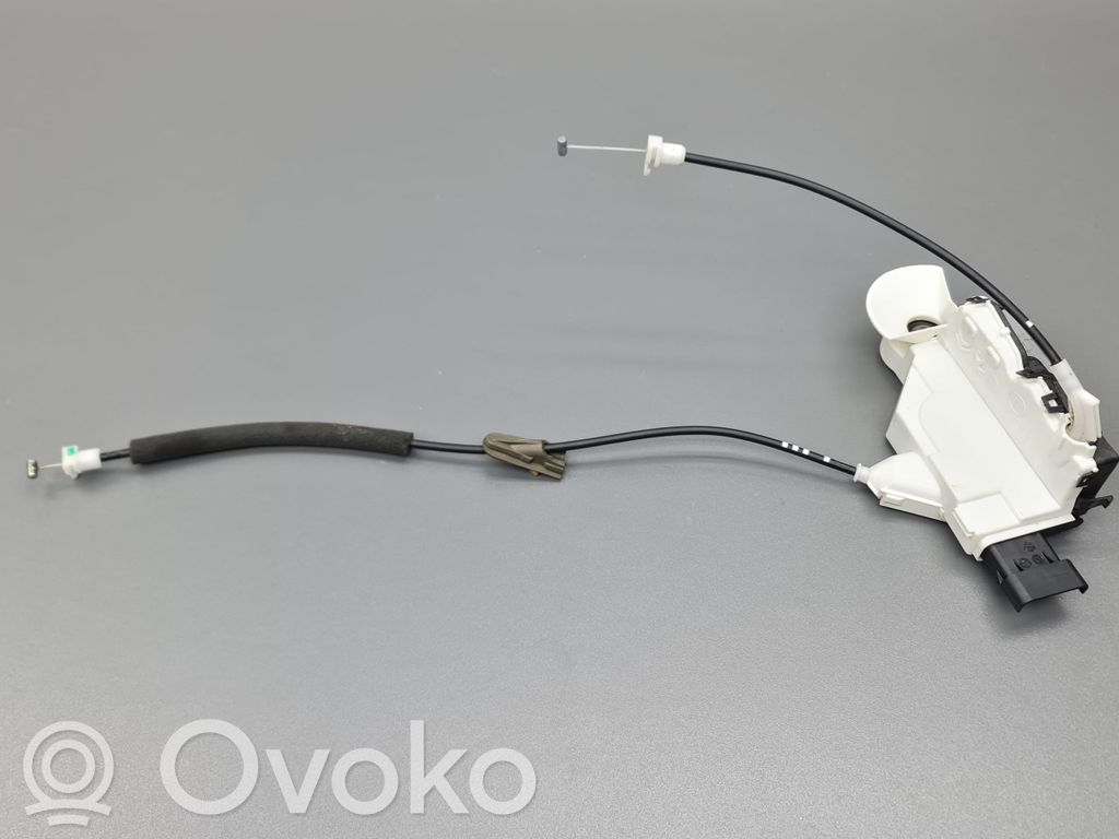 Citroen C3 Front door lock 
