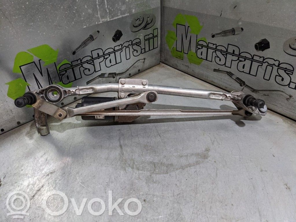BMW 3 E90 E91 Front wiper linkage and motor 