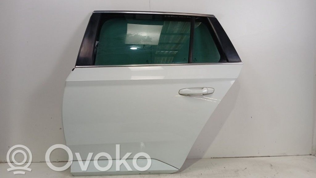 Skoda Superb B8 (3V) Puerta trasera 