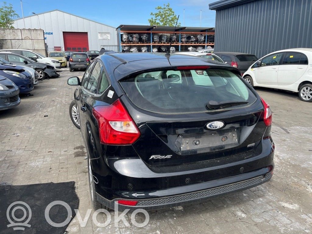 Ford Focus Barra de remolque 