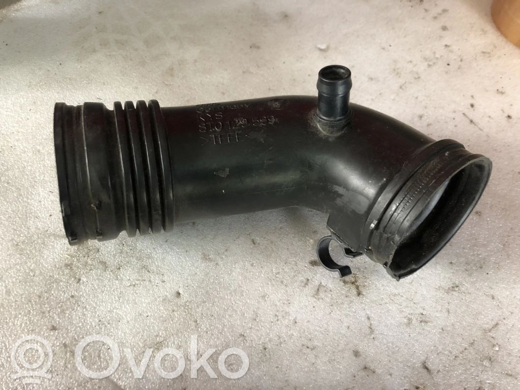 Audi A5 8T 8F Luftansaugkanal-Teil 