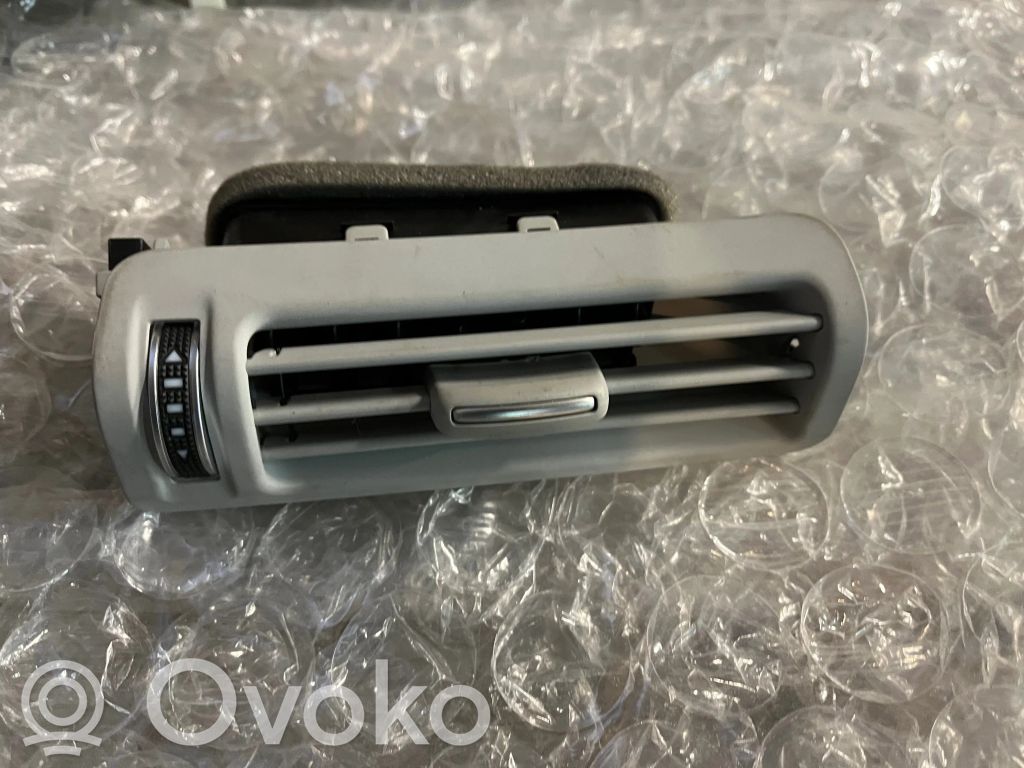 Audi Q7 4M Dysze / Kratki nawiewu deski rozdzielczej 