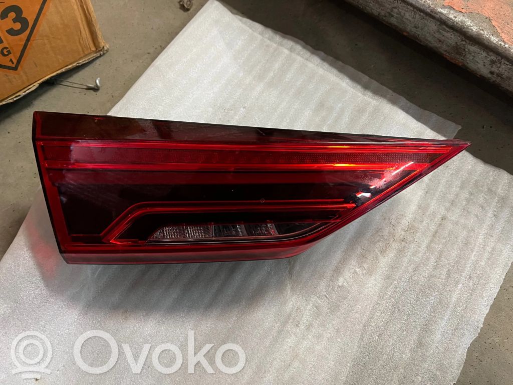 Audi Q3 F3 Lampy tylnej klapy bagażnika 