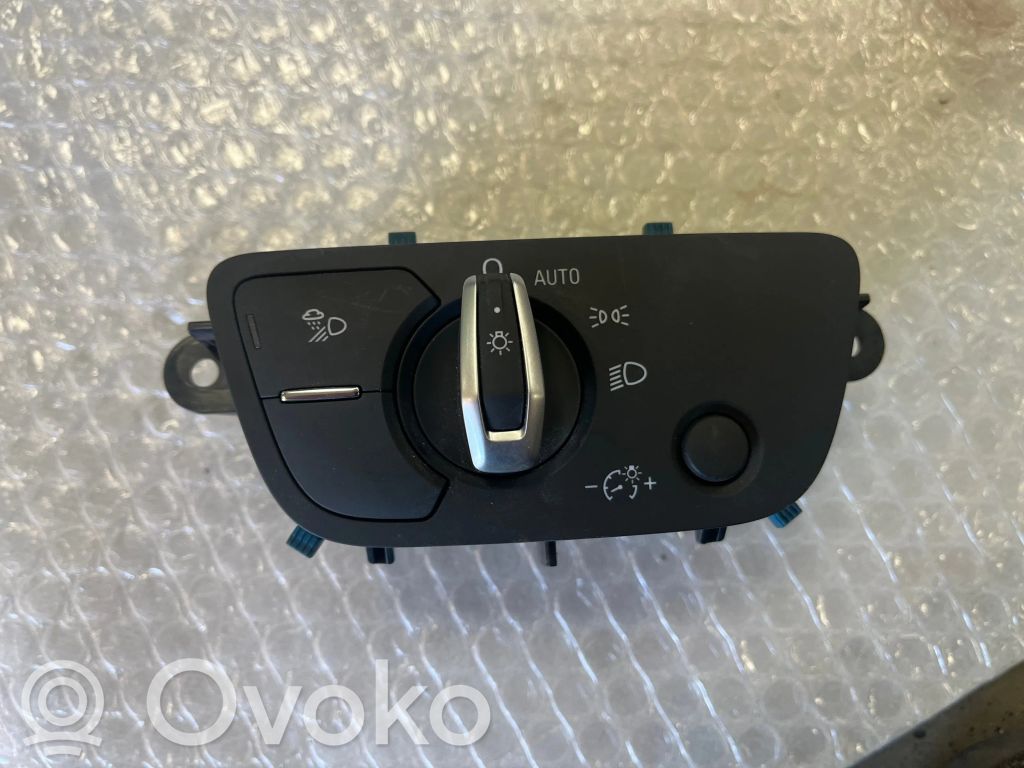 Audi Q7 4M Light switch 