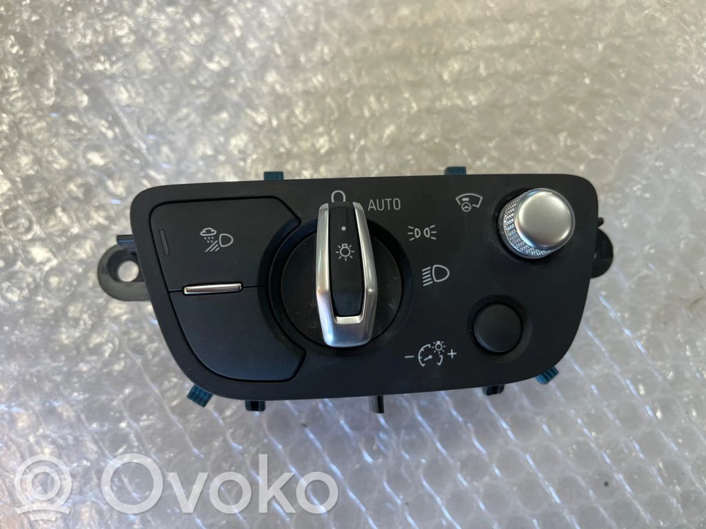 Audi Q7 4M Light switch 