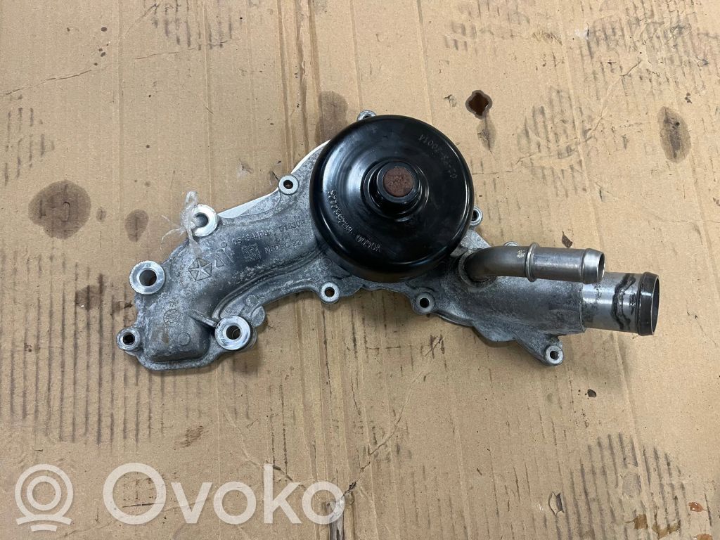 Dodge Challenger Pompe de circulation d'eau 