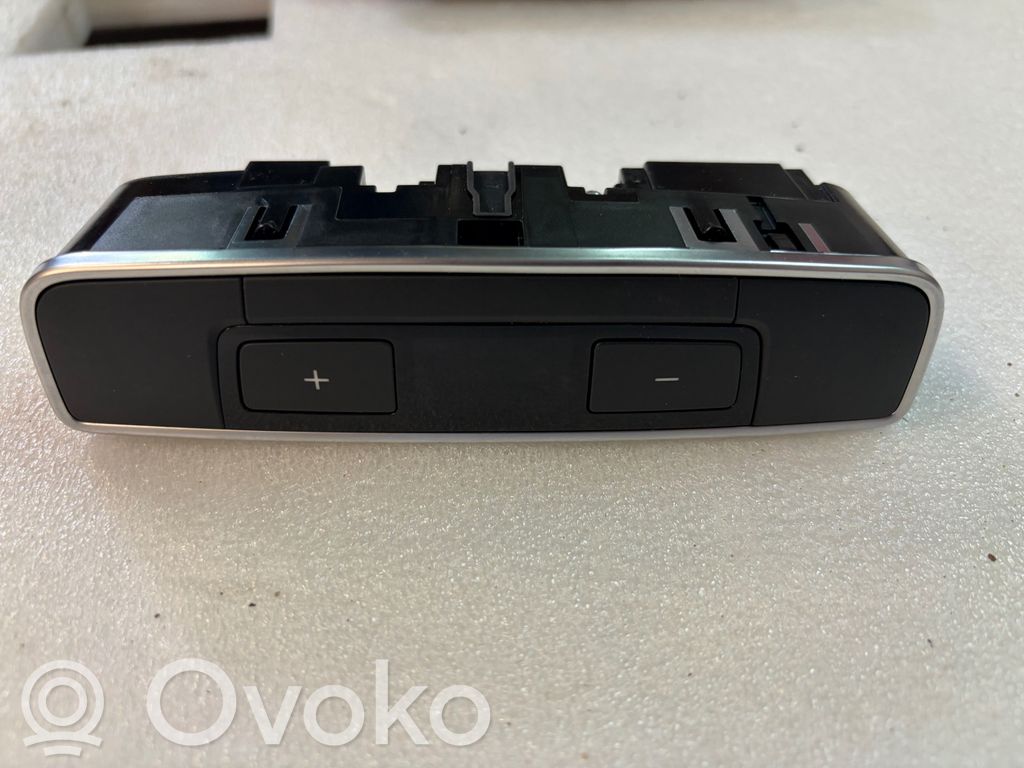 Audi A5 Climate control unit 