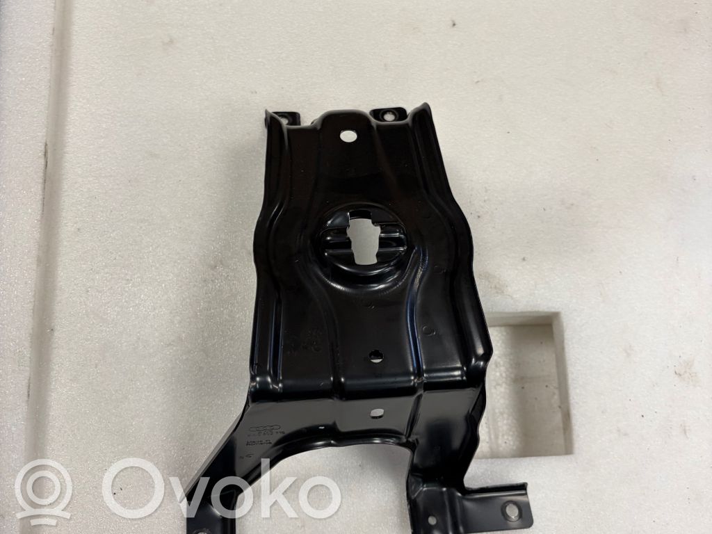 Audi A5 Soporte de apoyo de la rueda de repuesto 