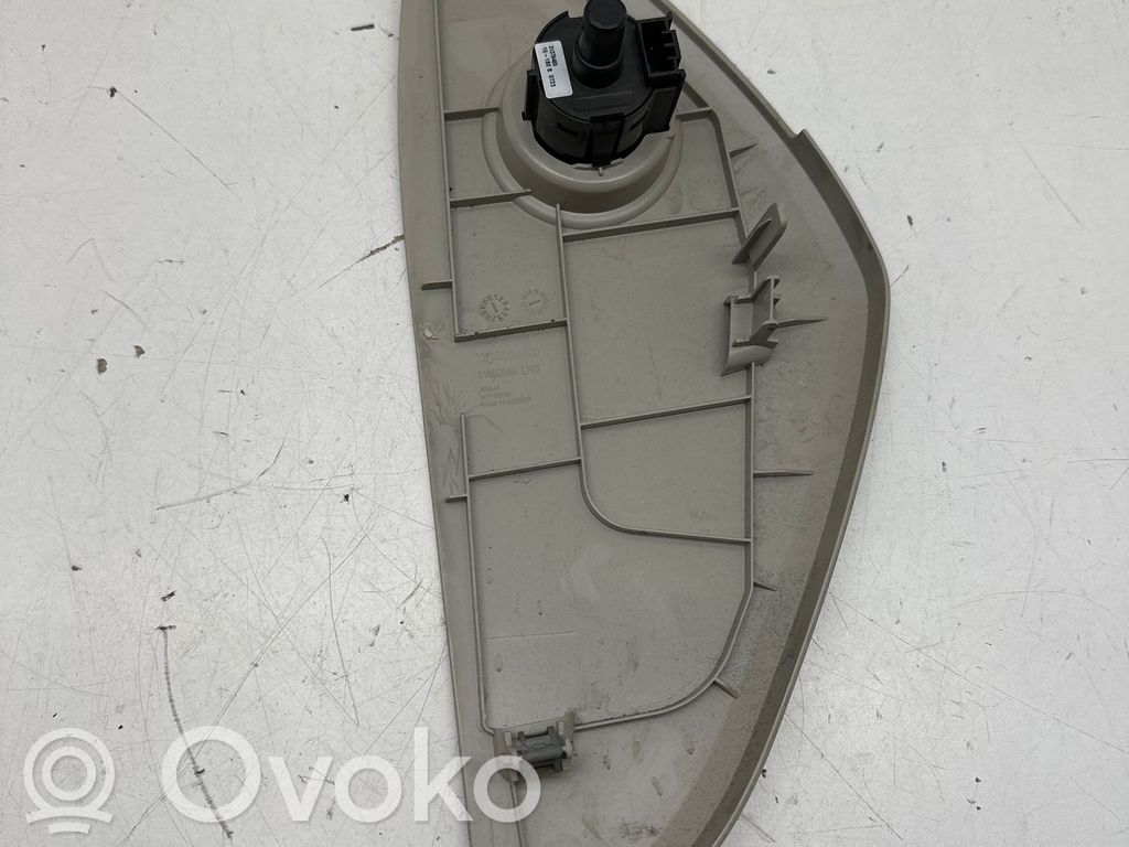 Volvo XC90 Dashboard side end trim 