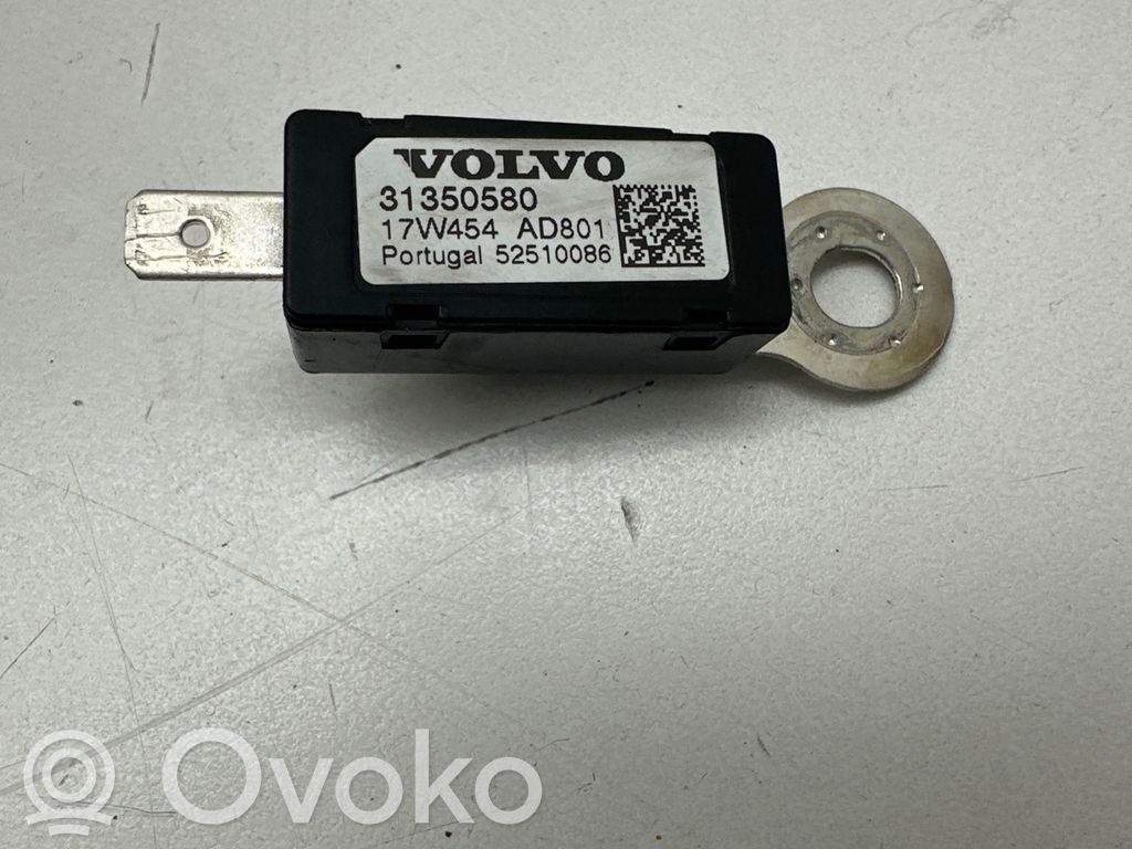 Volvo S90, V90 Wzmacniacz anteny 