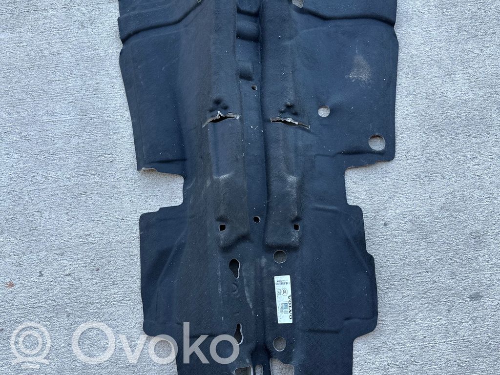 Volvo V60 Izolare fonică perete frontal 