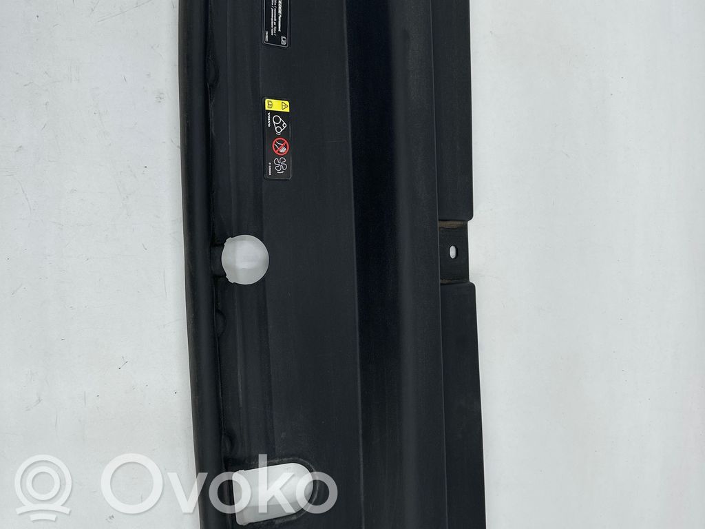 Volvo S90, V90 Radiatoru dekoratīvā apdare 