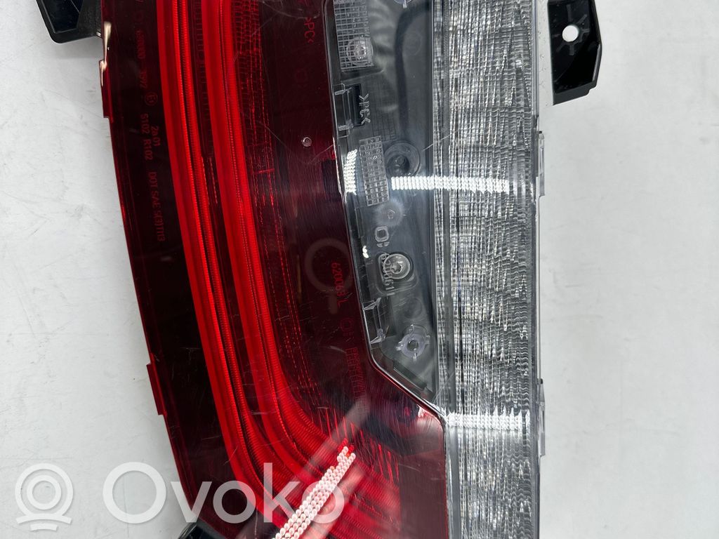 BMW i3 Takaluukun takavalot 